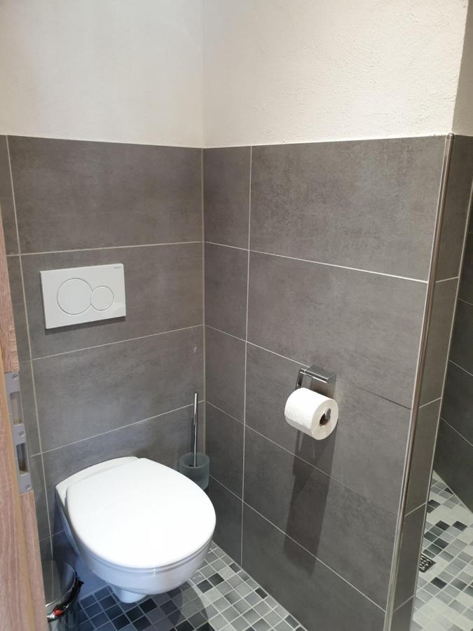 Beim Hooch. Lisbeth Apartment Brucktal Luaran gambar